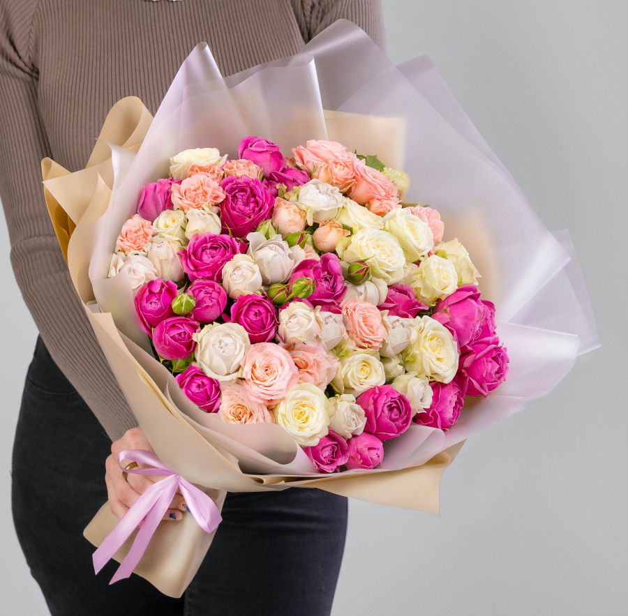 35 Кустовых Пионовидных Роз Микс (40 см.)